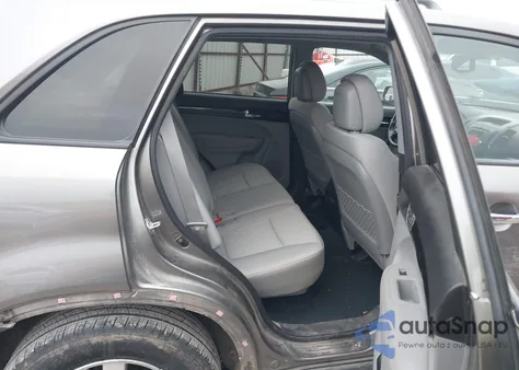 2012 Kia Sorento Lx z USA, uszkodzony, nr VIN 5XYKT3A66CG247641